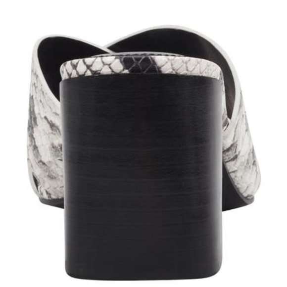 NEW Marc Fisher LTD Women Saydi Grey Snake Print Slide Block - Picture 4 of 5